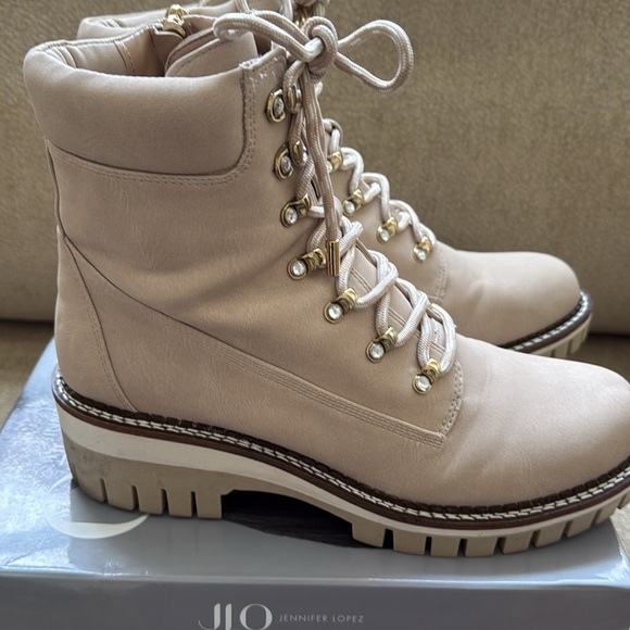 EUC Jennifer Lopez Women's Beige Ankle Boots, Aceser, Tapioca, 10M - Picture 8 of 12